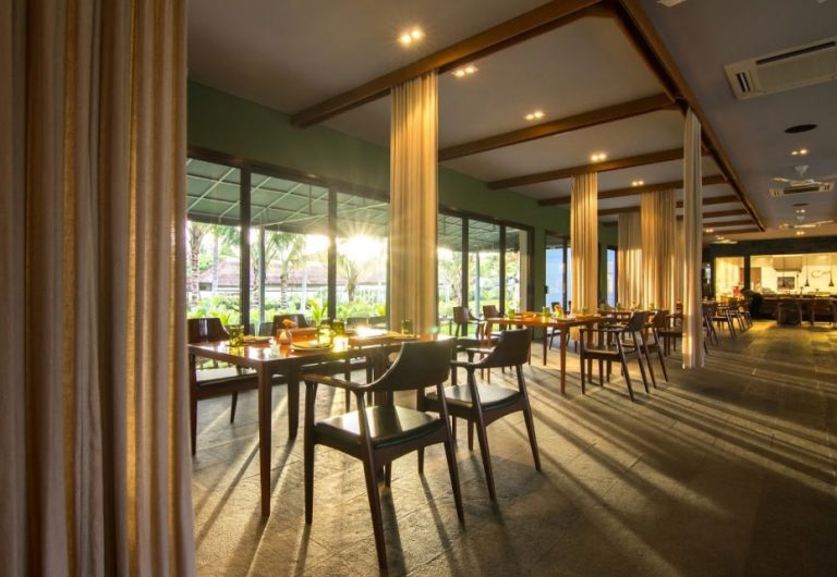 17+ Restoran Fine Dining Bali Murah, Bikin Dinner Makin Romantis!!