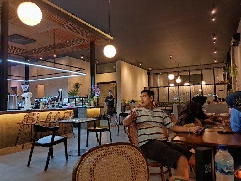 35+ Cafe Di Pekalongan Yang Murah, Hits Dan Terbaru [Rekomen]